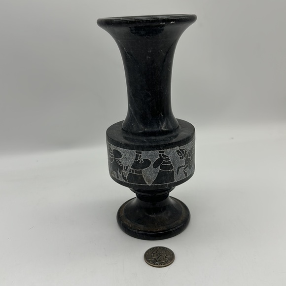 Vintage Soapstone Carved Bud/Flower Vase 7” Tall approx. weighs almost 2lbs. - Picture 2 of 9